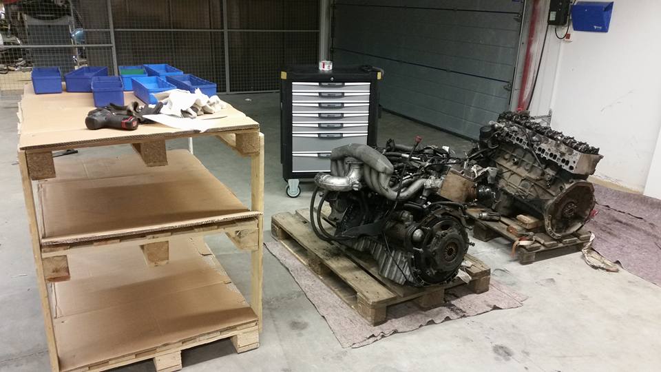 Engines ready to be dissembled.
