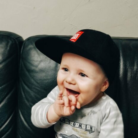 black-smoke-kids-snapback-01