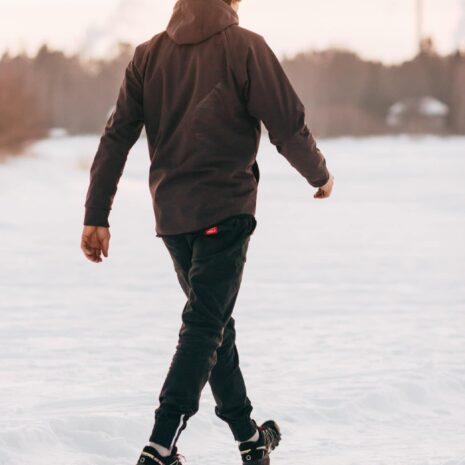 black-smoke-shell-jacket-jogger-pants-web-patrik-1007